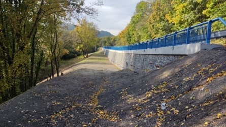 m.velen,soutěsky - opěrná zeď.jpg